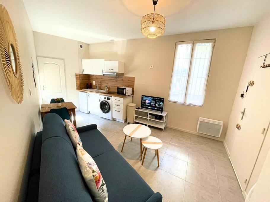 Studio Bien Equipe A 2 Pas De La Gare Béziers Eksteriør billede